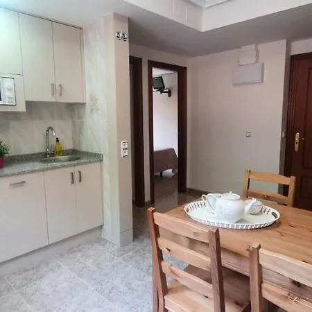 Centro Asturias, A 10 Minutos De Oviedo Apartment